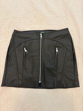 wild fable Black Faux Leather Zip-Front Mini Skirt